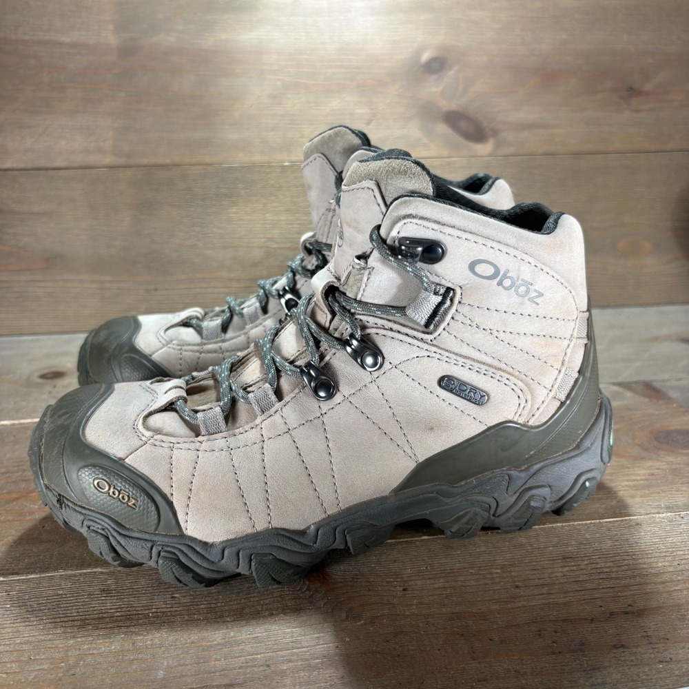 Oboz Bridger Womens size 7 shoes beige Waterproof Nubuck Leather hiking boots